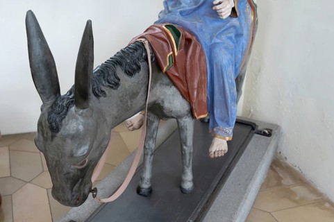 Donkey blanket and robe of Christ, detail of the palm donkey, around 1490, St John's parish church,