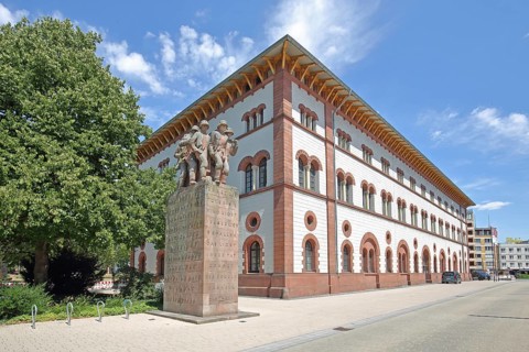 Fruchthalle built in 1846 with war memorial, building, Neo-Renaissance, Kaiserslautern,