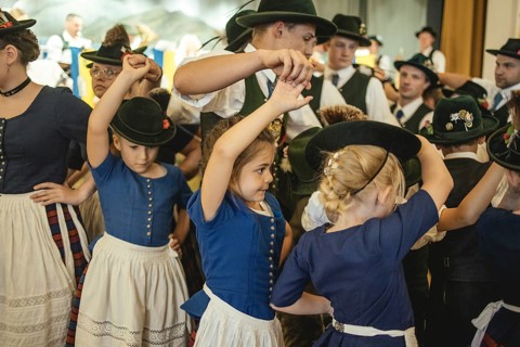 Traditional traditional costume anniversary of the Trachtenverein Schliersee Stamm 1888, dance in