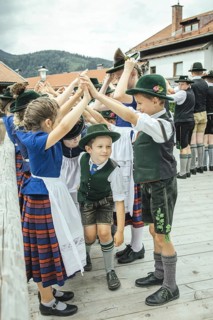 Traditional traditional costume anniversary of the Trachtenverein Schliersee Stamm 1888,