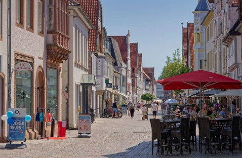 The lively Mittelstraße, a pedestrianised area in the historic old town of Lemgo. North
