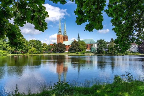 Mill pond and Lübeck Cathedral, Hanseatic City of Lübeck, Schleswig-Holstein, Germany