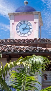 Fort Lauderdale, Las Olas Boulevard, travel attraction with shops, restaurants and entertainment