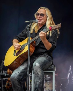 Uwe Hassbecker (Silly) live at the Berliner Rundfunk 91.4 Open Air in the Berlin Parkbühne