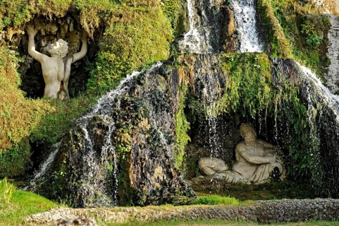 Grotto of the Fontana della Rometta e di Roma, Renaissance garden of the Villa d'Este, water