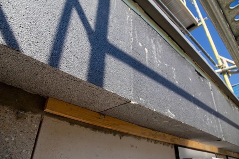 Thermal insulation of the façade with polystyrene façade insulation boards