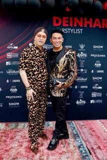 Julian F. M. Stöckel and Matthias Mangiapane at the VIP opening of the new Deinhard Salon Am