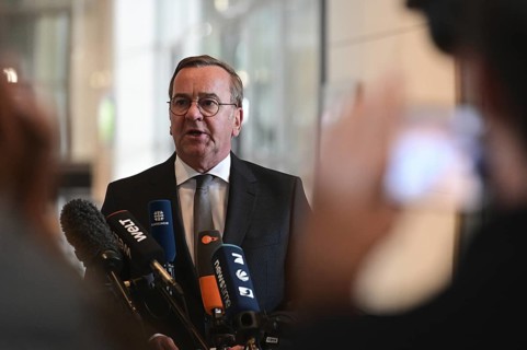 Defence Minister Boris Pistorius (SPD) informs media representatives about the increase in the
