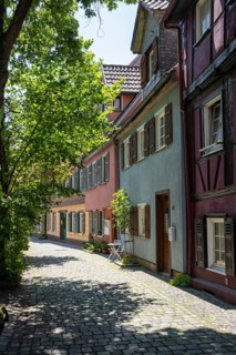 Historic row of houses, Altstadtgasse, lower Beutau, also known as Weingärtnerviertel in the old