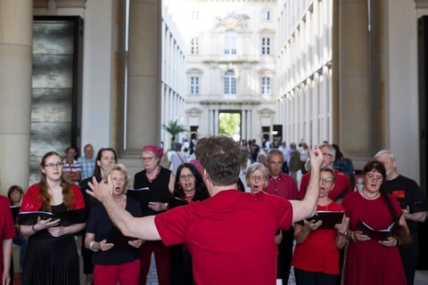 Hans-Beimler-Chor at the Humboldt Forum as part of the Fête de la Musique. The music event, which