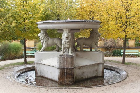 Lion fountain in the inner courtyard of Hohenschwangau Castle near Füssen, Allgäu, Bavaria,