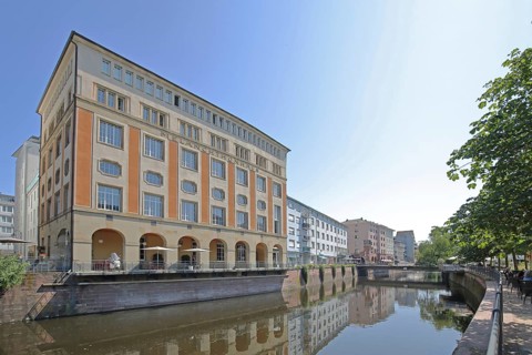 Melanchthonhaus with arcade built in 1914, reflection, Enz, bank, Rossbrücke, bridge, Pforzheim,