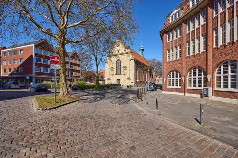Observant Church, Protestant University Church, Institute of Sinology and East Asian Studies,