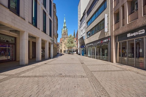 Pedestrian zone, retail shops, Stadthausturm, architectural style neo-renaissance, architect Alfred