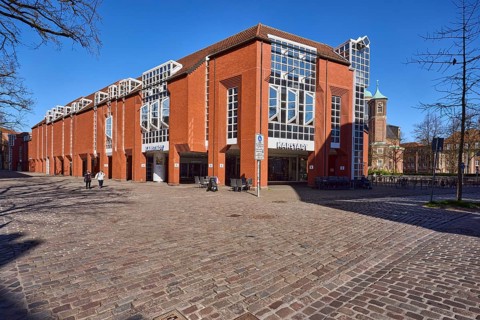 Karstadt Galeria Kaufhof, department stores', modern architecture, brick building, pedestrian zone,