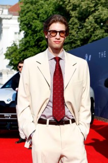 Bert Heldt (opera.bert Influencer Instagram) arriving at Charles Gounod's Roméo et Juliette after