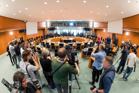 Overview in front of the meeting of Federal Chancellor Friedrich Merz with the heads of government