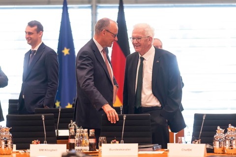 Friedrich Merz (CDU, Federal Chancellor) and Winfried Kretschmann (Bündnis90/Die Grünen, Minister