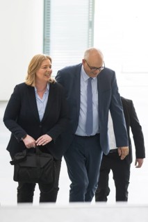 Bärbel Bas (SPD, Federal Minister of Labour and Social Affairs) and Andreas Bovenschulte (SPD,