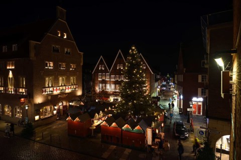 Atmospheric view of the Christmas market at the Kiepenkerl in Münster shortly in front of the