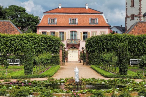 Palace in Prinz-Georgs-Garten Darmstadt Germany