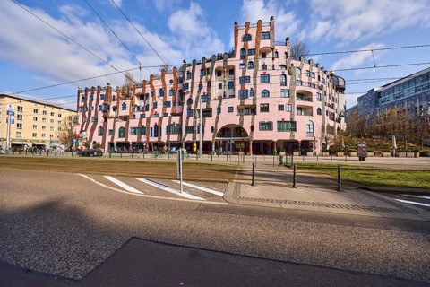 Green Citadel, architect Friedensreich Hundertwasser, modern architecture, street, pedestrian