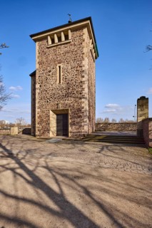 City fortification, defence defence tower, city wall, footpath, old town, shadow, blue sky, cumulus