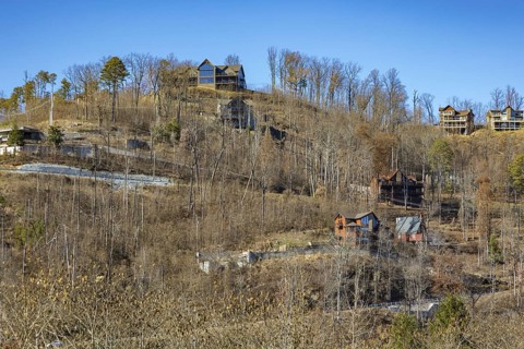 Homes and rental cabins in the mountains near Gatlinburg, Tennessee