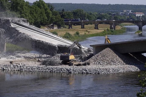 Demolition of the Carola Bridge on 13 June 2025, Dresden, Saxony, Germany