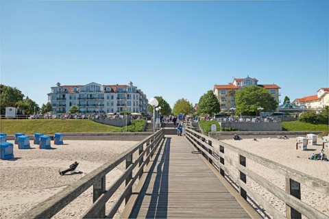 Pier, beach, Kühlunsborn Ost, Baltic Sea, Baltic seaside resort, Kühlungsborn, Rostock district,