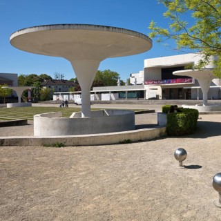 Georg-Büchner-Platz with white concrete mushrooms and the State Theatre, public square, Darmstadt,