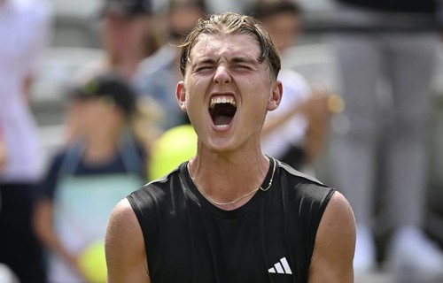 Justin Engel GER Cheering Emotion Gesture Gesture after match win, Tennis, ATP 250, BOSS Open 2025,