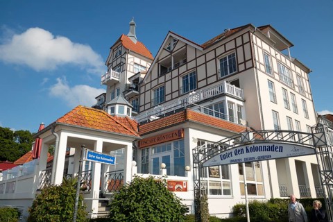 Holiday flat Meeresblick, street Unter den Kolonnaden, Kühlungsborn, district of Rostock,