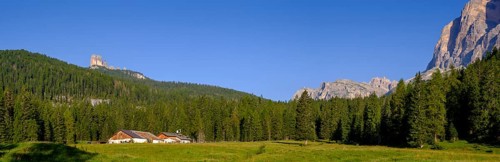 Peziè de Parù on the way to Passo Giau, Giau Pass, north side, behind Cinque Torri, Dolomites,