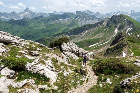 Hiking trail, view of the Allgäu Alps from the Nebelhorn, Hochvogel in the background, Oberstdorf,