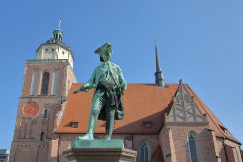 Gothic St Mary's Church and monument to Field Marshal Leopold I, scroll, marshal, general,