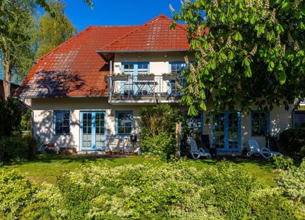 Holiday home in the countryside on Lake Neuensien, Seedorf, Rügen, Mecklenburg-Western Pomerania,