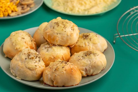 Freshly baked pizza, balls presented on a plate