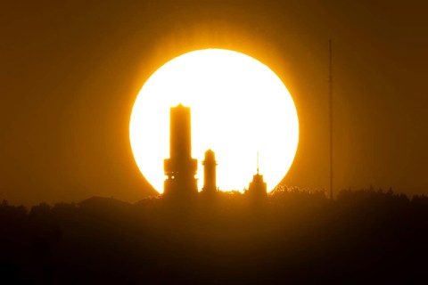 The sun sets behind the towers on the summit of the Großer Feldberg in the Taunus, Großer Feldberg