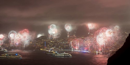New Year's Eve fireworks, dusk, Atlantic Ocean, harbour with cruise ships, Funchal, Madeira,