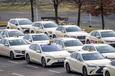 Waiting area, staging area, for taxis, at Cologne/Bonn airport, from here the taxis go to the