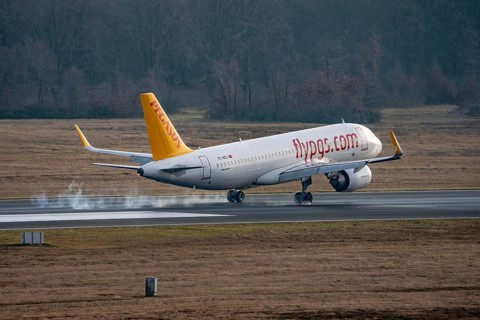 Pegasus, Flypgs.com, Airbus A320neo landing at Cologne/Bonn airport, CGN
