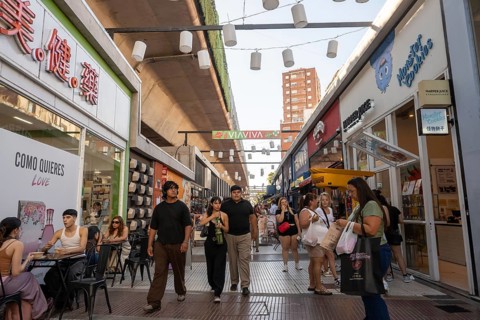Tourists stroll in Chinatown, Buenos Aires, Argentina