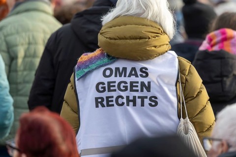 Bad Dürkheim: AfD***grandma's campaign rally against the right at a demonstration against the event