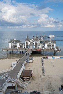 Restaurant on the pier, Sellin, Baltic resort, Rügen Island, Mecklenburg-Vorpommern, Germany