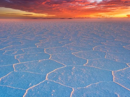 Salar de Uyuni, salt polygons at sunset on the world's largest salt flat, 3, 656?m above sea level,
