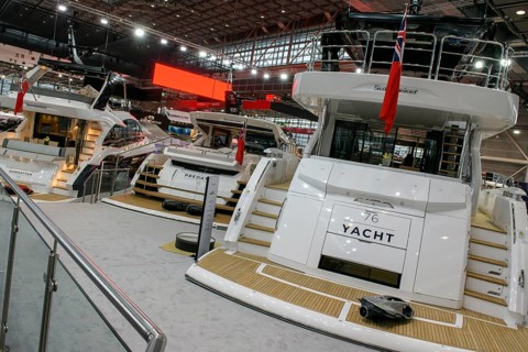 Press photo View of the stern of three luxury yachts Sunseeker luxury motor yachts in the