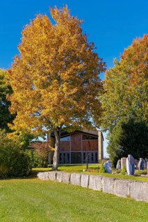 Exhibition hall in the cemetery of Großengstingen, art in the building by Anton Geiselhart, artist,