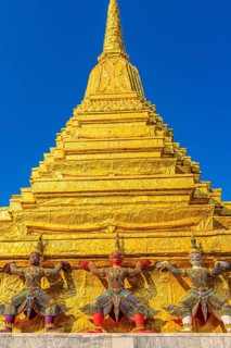 The Grand Royal Palace, Wat Phra Kaeo Buddhist Temple, the Golden Chedi, Pra Sri Rattana Chedi,