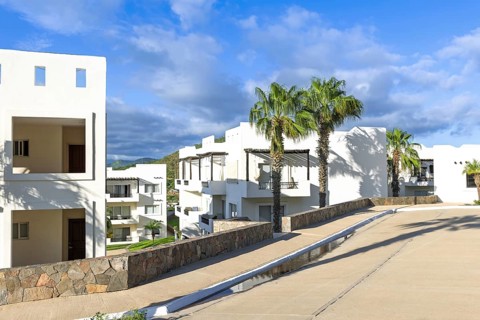 Mexico, Los Cabos, Luxury condos with scenic views of the city and sea shore